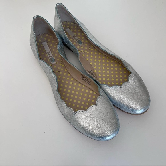 Boden Shoes - Boden Silver Metallic Scalloped Flats 39